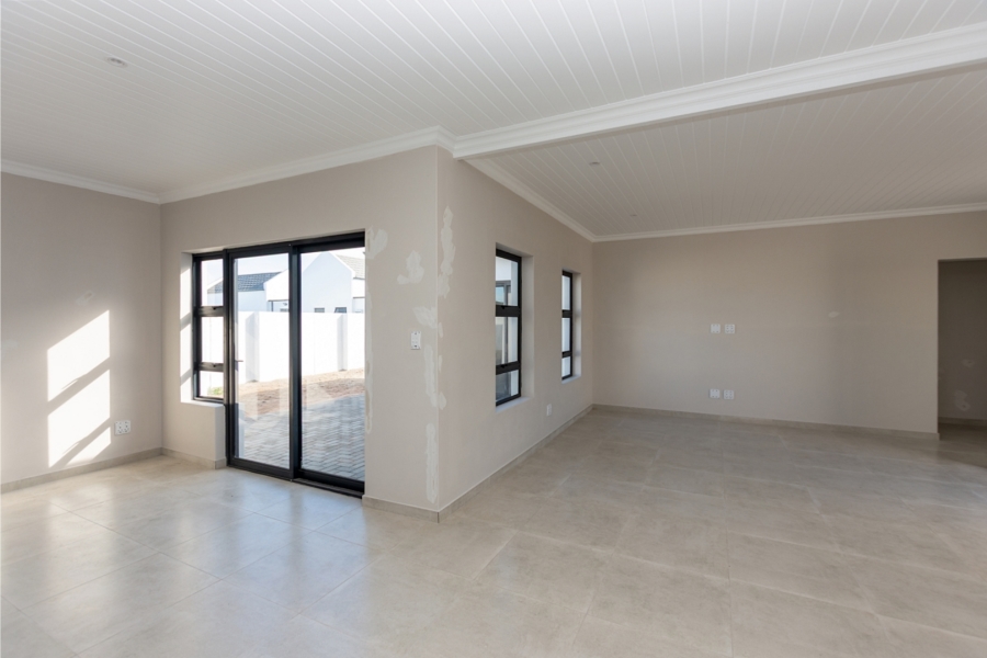 3 Bedroom Property for Sale in Atlantic Sands Private Estate Western Cape